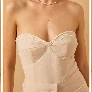MØN RENN SCENIC TOP - STONE. Size Medium. New.Blended woven fabrication- Stra